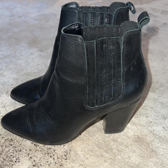 Aldo Boots - Picture 2 of 7